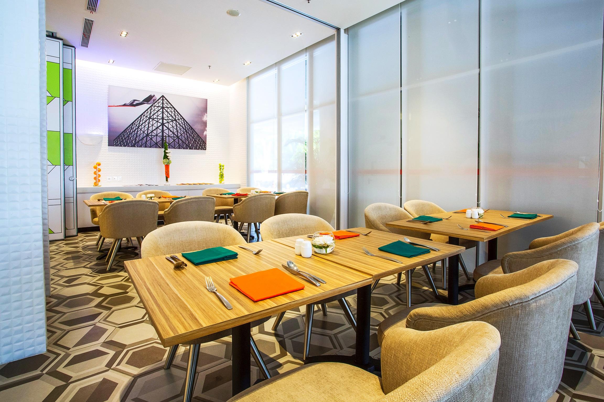 Harris Hotel And Conventions Kelapa Gading Jakarta Jacarta Exterior foto