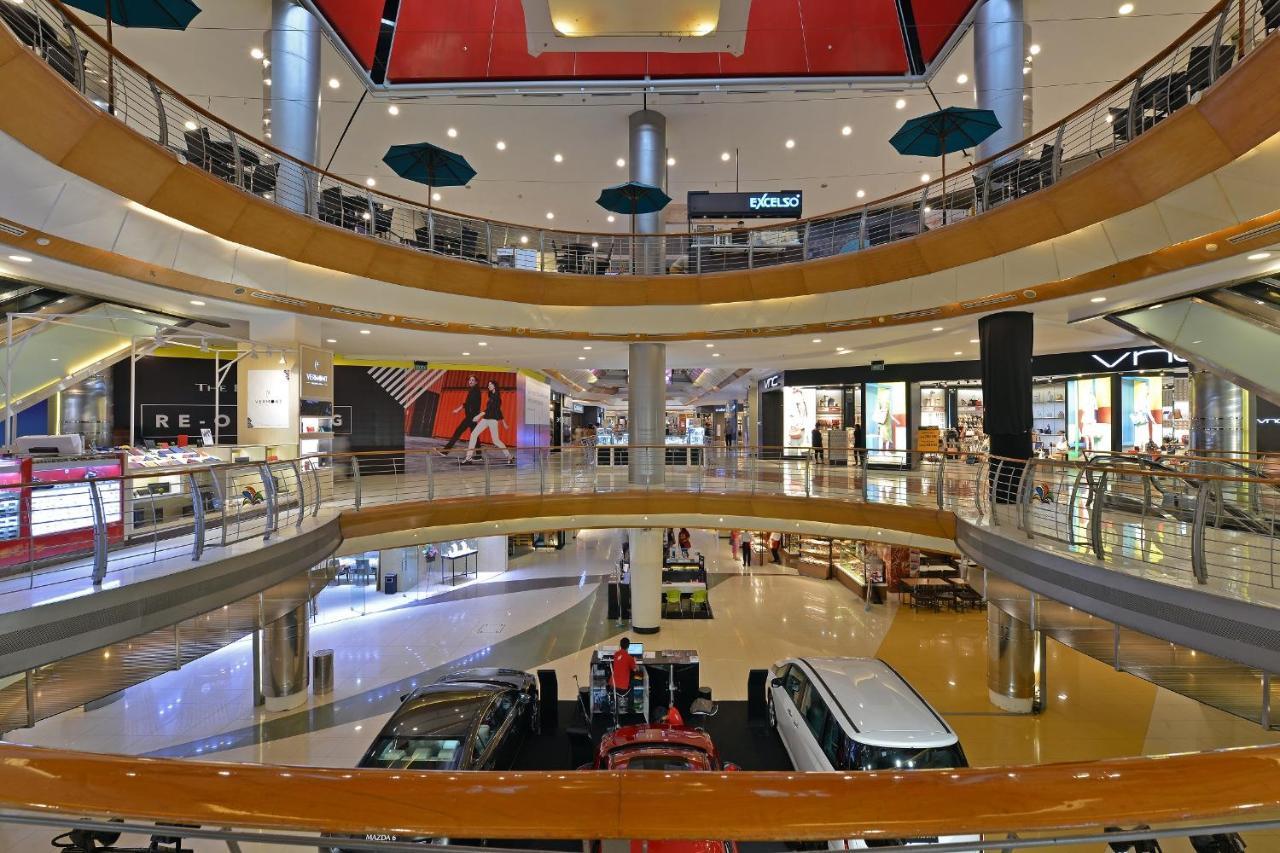Harris Hotel And Conventions Kelapa Gading Jakarta Jacarta Exterior foto